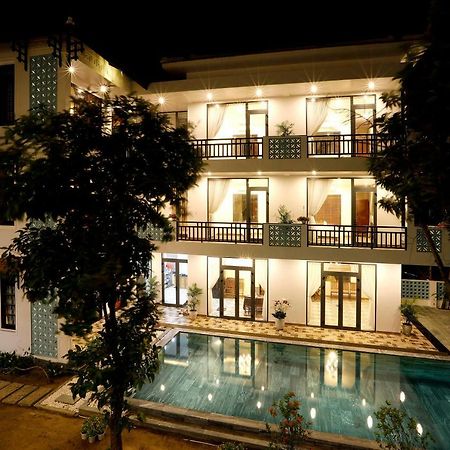 Tropical Garden & Pool Villa Хойан Экстерьер фото