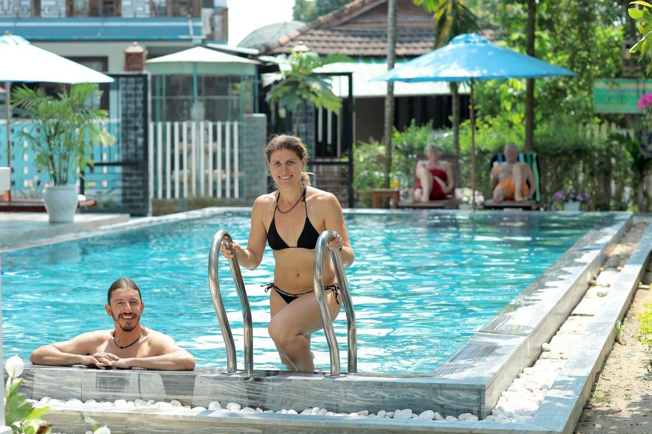 Tropical Garden & Pool Villa Хойан Экстерьер фото