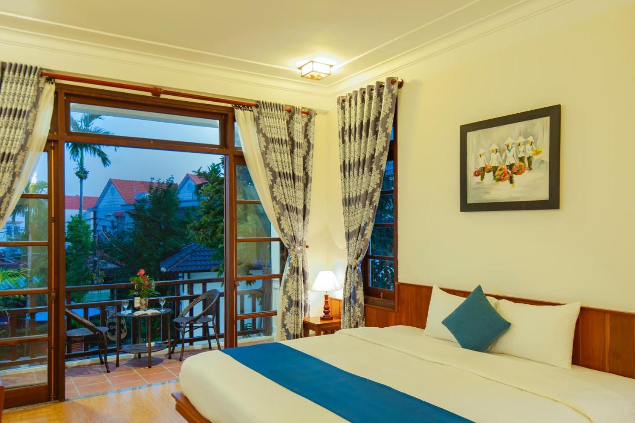 Tropical Garden & Pool Villa Хойан Экстерьер фото