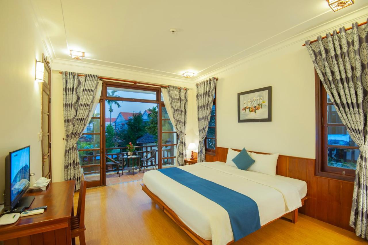 Tropical Garden & Pool Villa Хойан Экстерьер фото