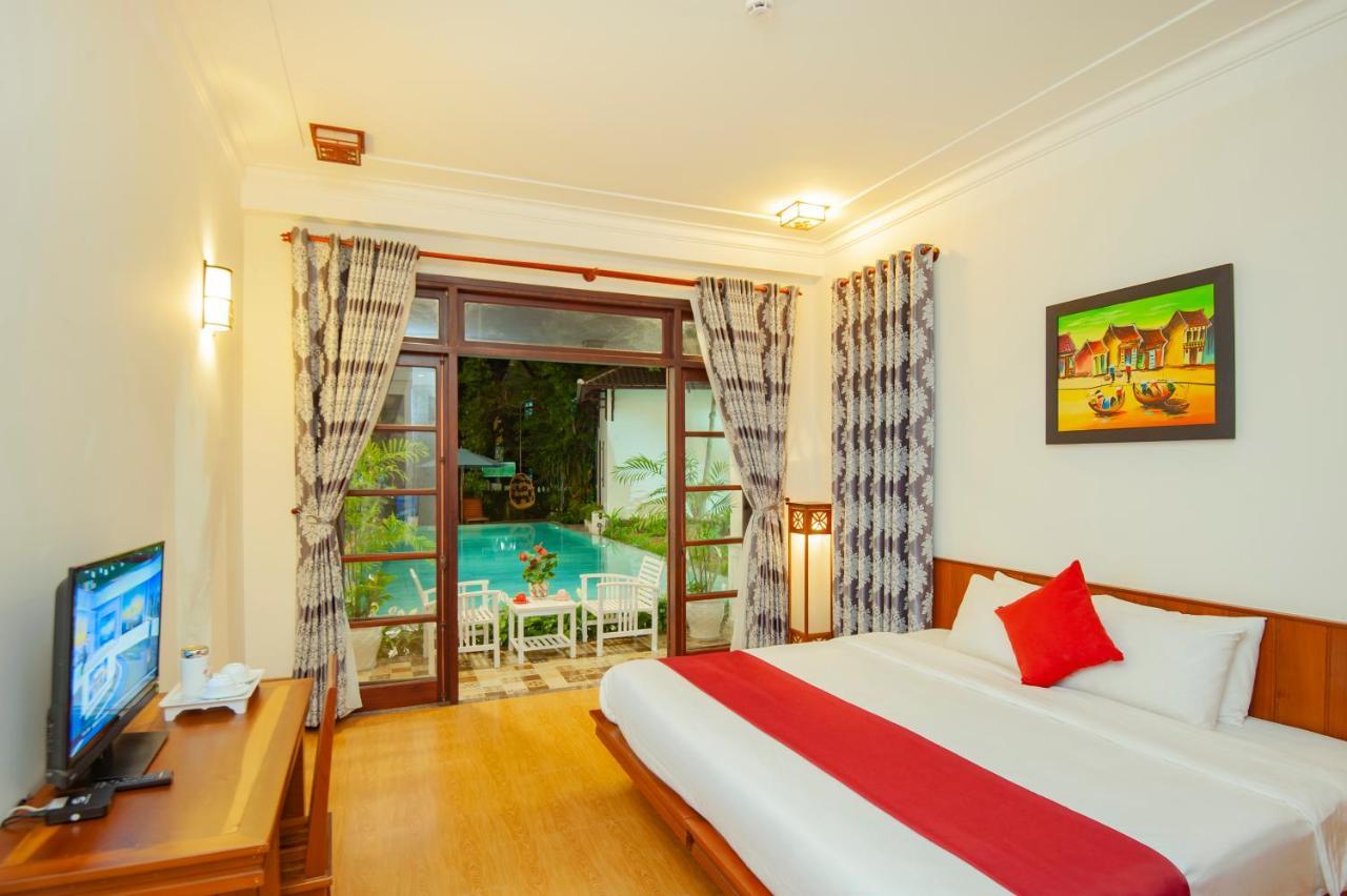 Tropical Garden & Pool Villa Хойан Экстерьер фото